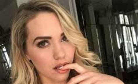 mia malkova only fans|Mia Malkova 2,873 Leaked OnlyFans Files